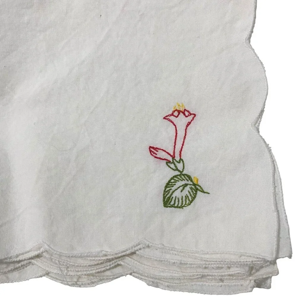 Vtg 50s 60s Linen Napkin Lot of 12 Beige Embroidered Scalloped Edge Thanksgiving